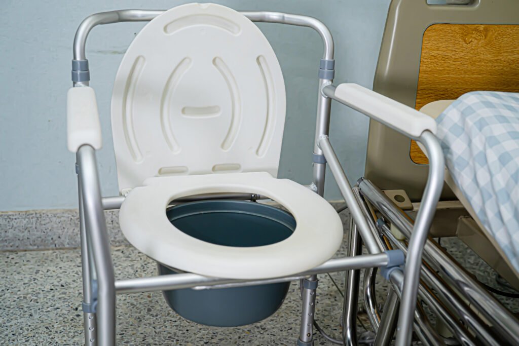 Commode chair or mobile toilet