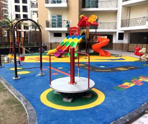 outdoor-playground-equipment